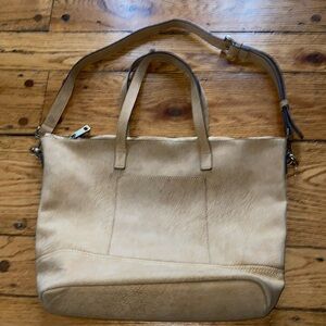 Street level tan tote